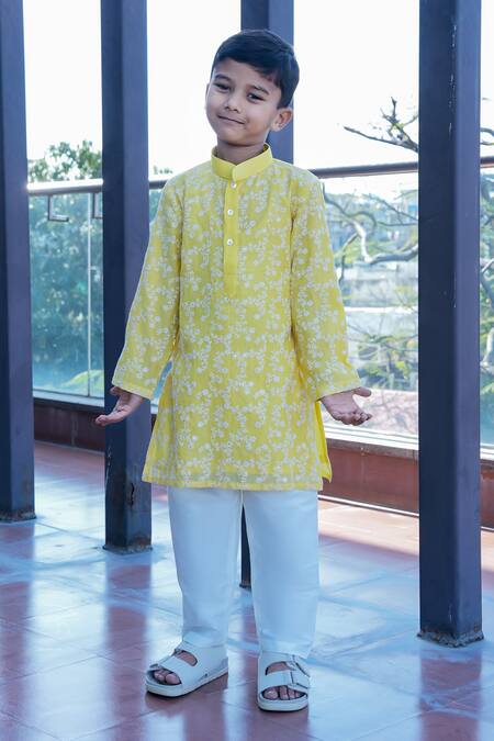 Shop Taber Tikri Yellow Chanderi, Cotton Embroidery Floral Print Kurta Set Online at Aza Fashions Shop_Taber Tikri_Yellow Chanderi, Cotton Embroidery Floral Print Kurta Set _Online_at_Aza_Fashions