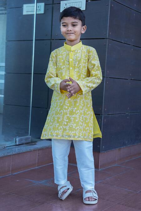 Taber Tikri Yellow Chanderi, Cotton Embroidery Floral Print Kurta Set at Aza Fashions Taber Tikri_Yellow Chanderi, Cotton Embroidery Floral Print Kurta Set _at_Aza_Fashions