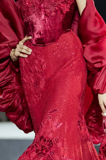 Mishru Red Tulle, Organza Sequins, Embroidery Sweetheart Neck And Audrey Lehenga Set Online at Aza Fashions Mishru_Red Tulle, Organza Sequins, Embroidery Sweetheart Neck And Audrey Lehenga Set _Online_at_Aza_Fashions