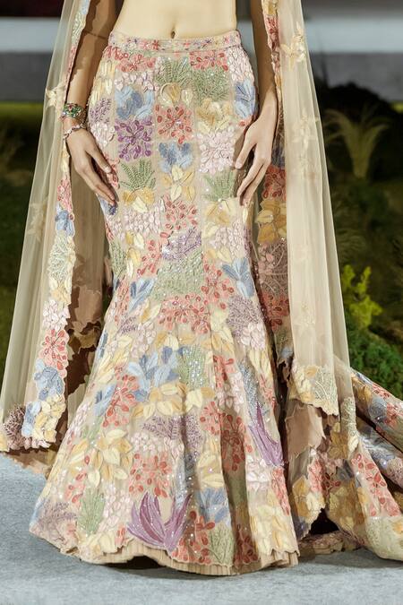 Buy Mishru Brown Tulle Sequins, Embroidery Round Neck Carrie Lehenga Set Online at Aza Fashions Buy_Mishru_Brown Tulle Sequins, Embroidery Round Neck Carrie Lehenga Set _Online_at_Aza_Fashions