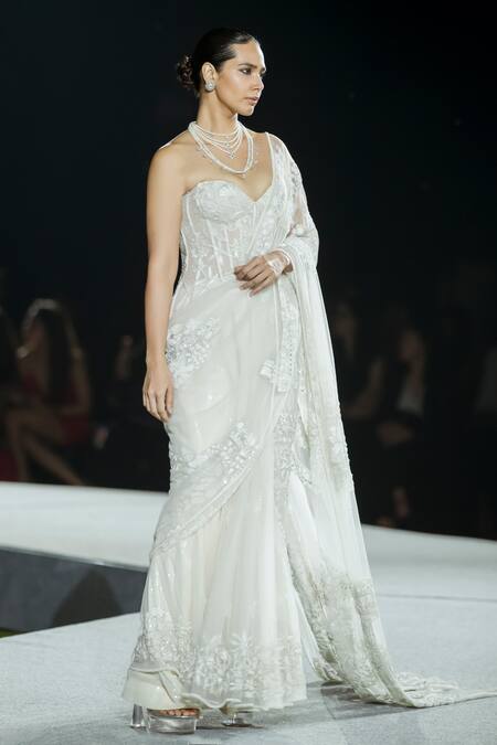 Buy_Mishru_Ivory Tulle Embroidery Sweetheart Neck Meryl Saree Set _Online_at_Aza_Fashions