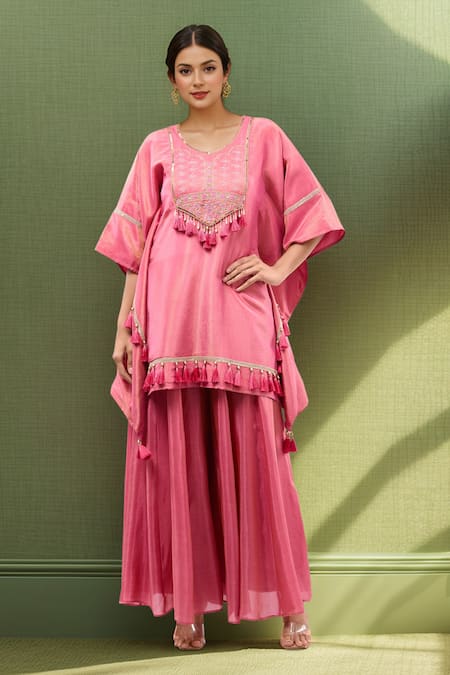 Samyukta Singhania Pink Digital Hand Work Kaftan Set 