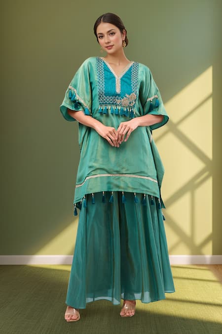 Samyukta Singhania Embroidered Green Kaftan Set 
