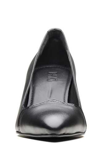 Buy_Dang Shoes_Black Pointed Toe Heels _Online_at_Aza_Fashions
