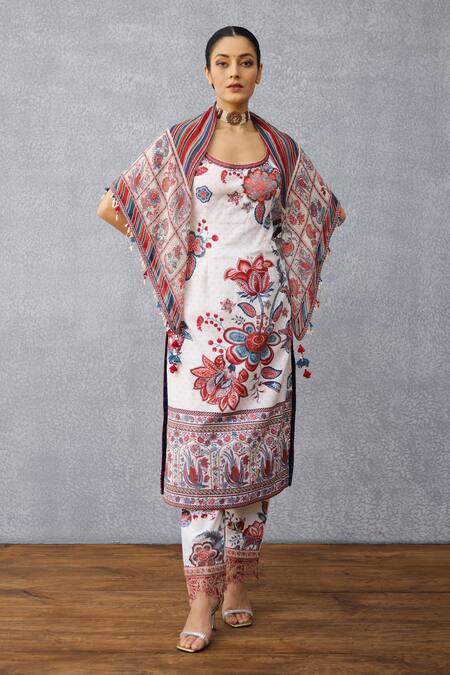 Buy Torani Multi Color Tassels Coromandel Anura Multicolour Scarf Buy_Torani_Multi Color Tassels Coromandel Anura Multicolour Scarf