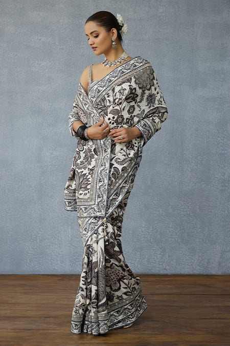 Torani Black Chanderi Kalamkari Imara Handwoven Saree Online at Aza Fashions Torani_Black Chanderi Kalamkari Imara Handwoven Saree _Online_at_Aza_Fashions