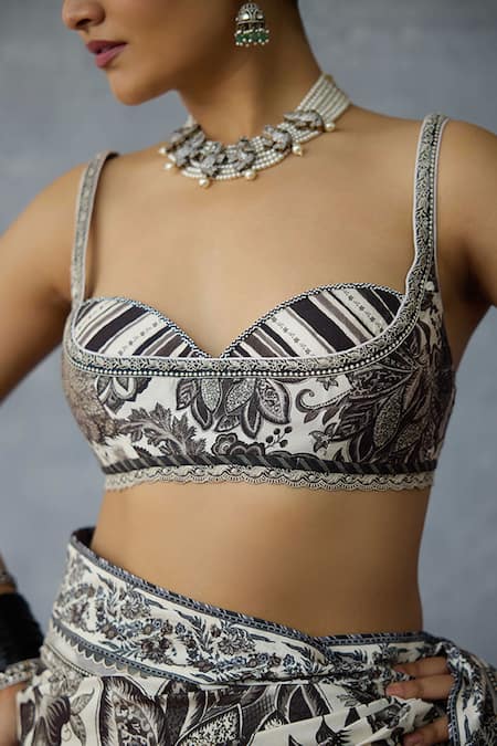 Torani_Black Chanderi Sweetheart Neck Kalamkari Imara Bralette _Online_at_Aza_Fashions