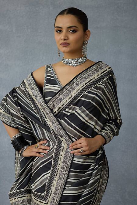 Torani Black Silk Tassels Kalamkari Myra Designer Saree Online at Aza Fashions Torani_Black Silk Tassels Kalamkari Myra Designer Saree _Online_at_Aza_Fashions