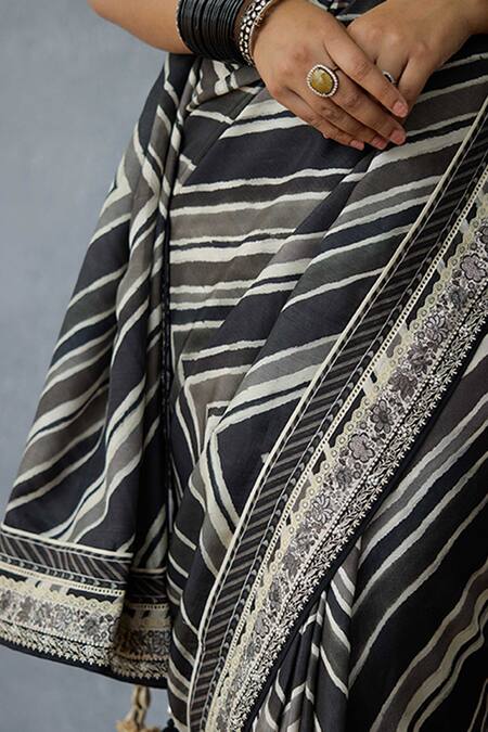 Torani Black Silk Tassels Kalamkari Myra Designer Saree at Aza Fashions Torani_Black Silk Tassels Kalamkari Myra Designer Saree _at_Aza_Fashions