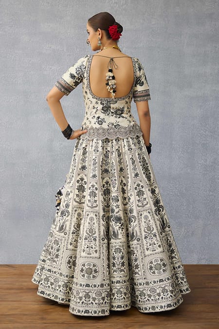 Torani Kalamkari Anushtha Lehenga Set 