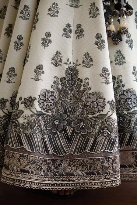 Shop Torani Black Linen Tassels Collared Kalamkari Avika Lehenga Set Shop_Torani_Black Linen Tassels Collared Kalamkari Avika Lehenga Set