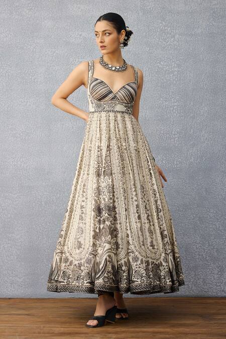 Torani_Black Chanderi, Silk, Cotton Embroidery Scoop Neck Kalamkari Sarika Anarkali Set _at_Aza_Fashions