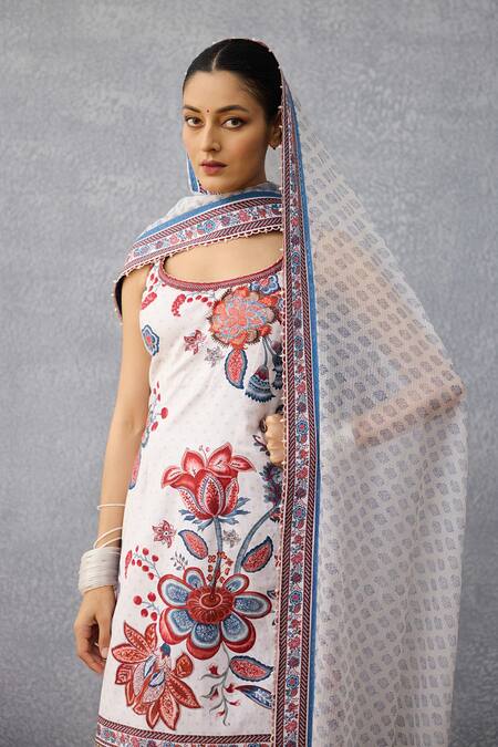 Shop Torani Multi Color Linen Embroidery, Tassels Round Neck Coromandel Anvita Kurta Set Online at Aza Fashions Shop_Torani_Multi Color Linen Embroidery, Tassels Round Neck Coromandel Anvita Kurta Set _Online_at_Aza_Fashions