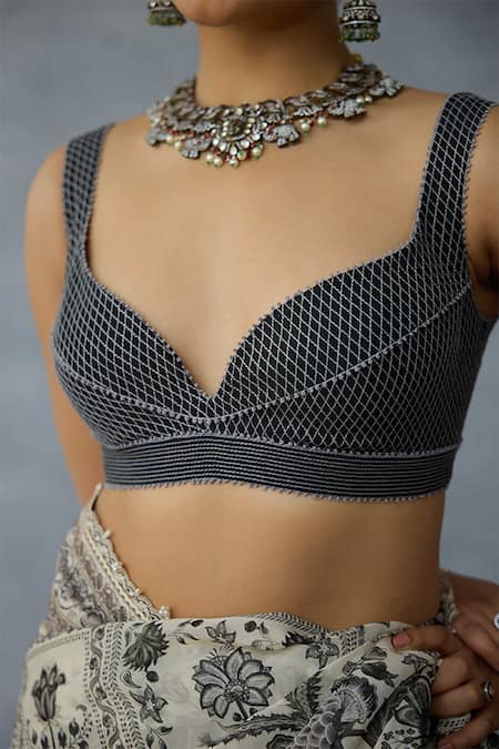 Buy_Torani_Black Silk Plunge Neck Kalamkari Aarna Bralette _Online_at_Aza_Fashions