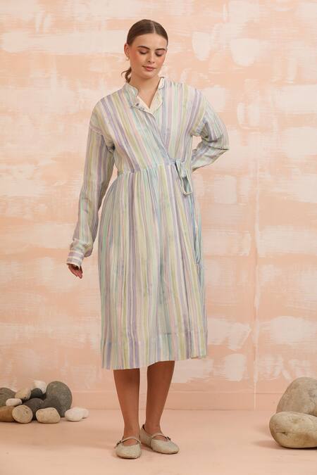 Shop_Dhaari_Cream Embroidery Collared Hand Painted Reversible Midi Dress _Online_at_Aza_Fashions