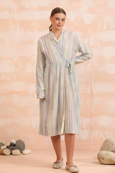 Shop_Dhaari_Cream Embroidery Collared Hand Painted Reversible Midi Dress 