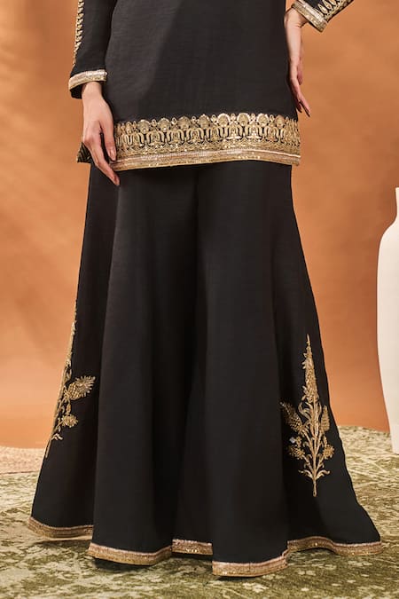 Masaba Black Silk, Organza Embroidery V-neck Trikone Sharara Set Online at Aza Fashions Masaba_Black Silk, Organza Embroidery V-neck Trikone Sharara Set _Online_at_Aza_Fashions