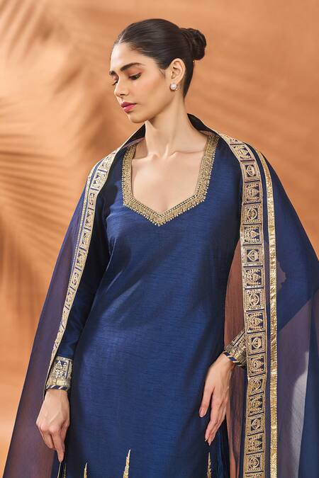 Masaba_Navy Silk, Organza Embroidery, Zari Split V-neck Blue Raw Kurta Set _Online_at_Aza_Fashions