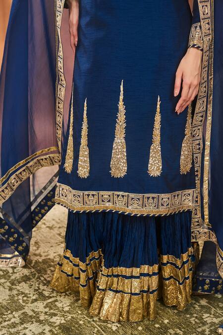 Shop_Masaba_Navy Silk, Organza Embroidery, Zari Split V-neck Blue Raw Kurta Set _Online_at_Aza_Fashions