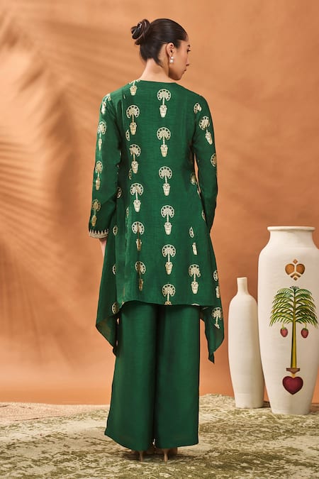 Shop_Masaba_Green Silk Embroidery V-neck Printed Tunic Set _at_Aza_Fashions