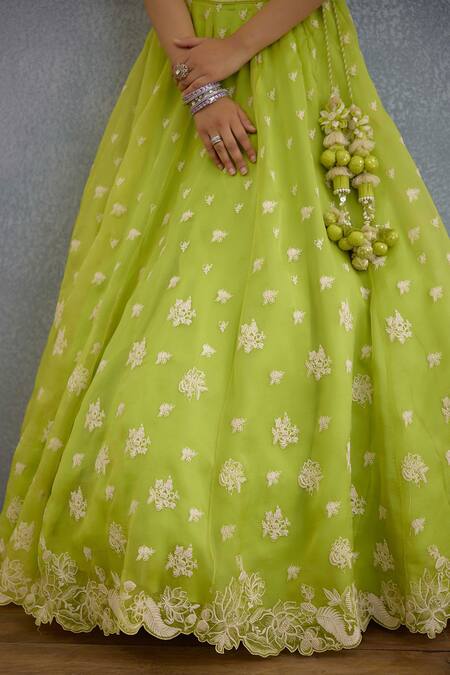 Buy Torani Green Pom-poms, Embroidery, Tassels Sweetheart Neck Angoori Avani Lehenga Set Online at Aza Fashions Buy_Torani_Green Pom-poms, Embroidery, Tassels Sweetheart Neck Angoori Avani Lehenga Set _Online_at_Aza_Fashions