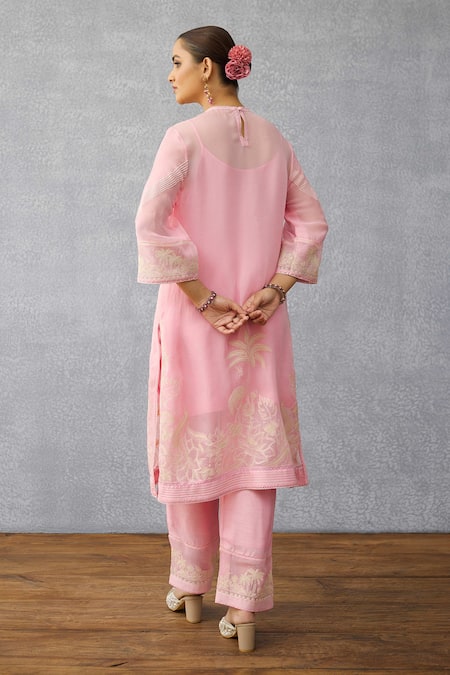 Shop Torani Pink Organza Embroidery Round Neck Gulaban Pranavi Kurta Set at Aza Fashions Shop_Torani_Pink Organza Embroidery Round Neck Gulaban Pranavi Kurta Set _at_Aza_Fashions