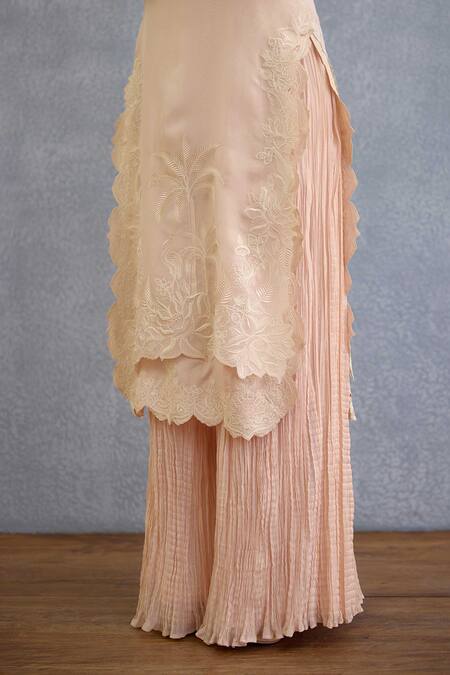 Shop Torani Peach Organza Embroidery Kurta Set With Dupatta Online at Aza Fashions Shop_Torani_Peach Organza Embroidery Kurta Set With Dupatta _Online_at_Aza_Fashions