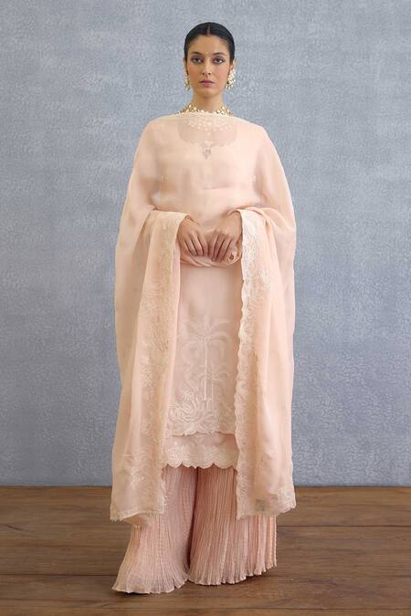 Torani Peach Organza Embroidery Kurta Set With Dupatta at Aza Fashions Torani_Peach Organza Embroidery Kurta Set With Dupatta _at_Aza_Fashions