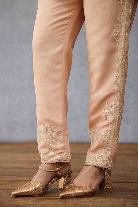 Shop Torani Peach Linen Embroidery Plunge , Round Co-ord Set Online at Aza Fashions Shop_Torani_Peach Linen Embroidery Plunge , Round Co-ord Set _Online_at_Aza_Fashions