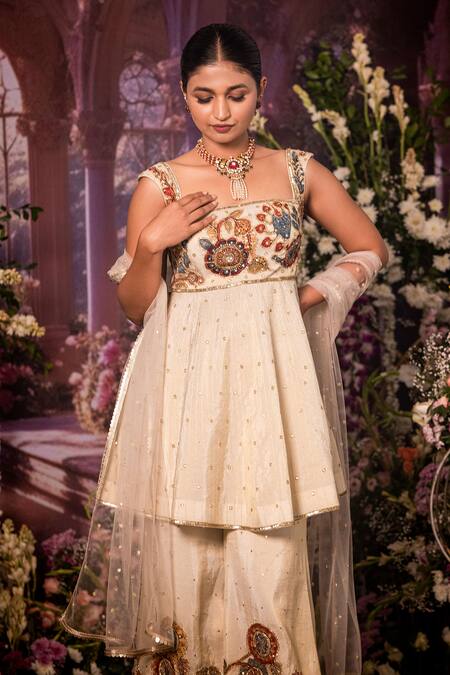 Aindhri By Mahitha_Ivory Tissue Sequins, Embroidery Square Neck Peplum Kurta Set _Online_at_Aza_Fashions