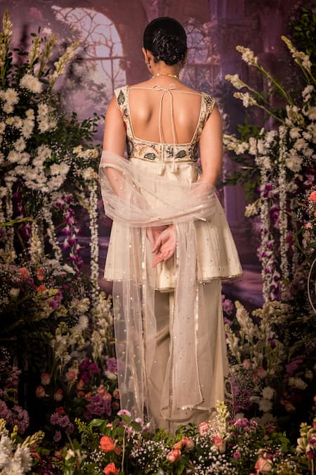 Aindhri By Mahitha Embroidered Peplum Kurta Set 