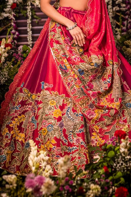 Aindhri By Mahitha_Magenta Tissue Beads, Embroidery, Sequins Round Neck Floral Lehenga Set _Online_at_Aza_Fashions