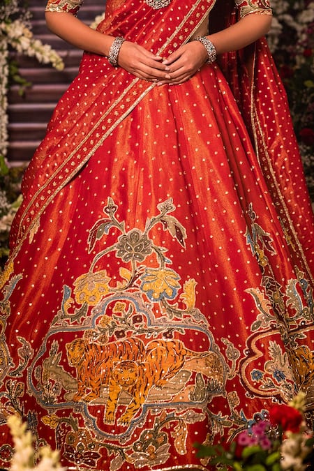 Buy_Aindhri By Mahitha_Red Tissue Sequins, Embroidery, Zari Round Neck Classic Lehenga Set _Online_at_Aza_Fashions