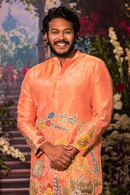 Aindhri By Mahitha_Peach Tissue Embroidery Kurta Set _Online_at_Aza_Fashions