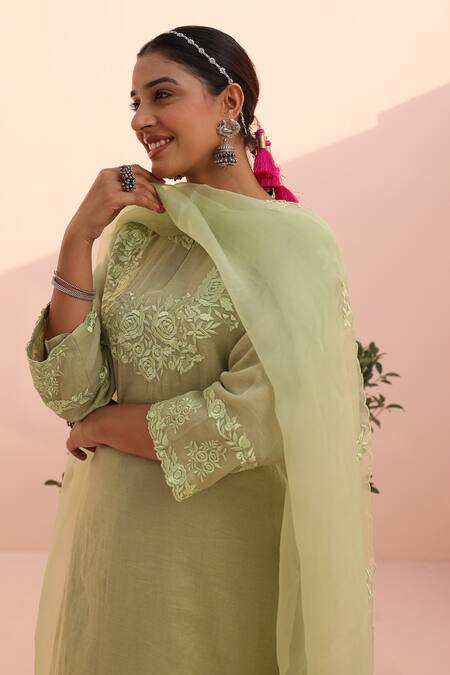 Charu Makkar_Green Chanderi, Tissue, Cotton, Organza Embroidery Round Neck Kurta Set _Online_at_Aza_Fashions