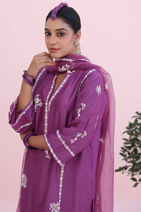 Charu Makkar_Purple Silk, Chanderi, Organza Embroidery Round Neck Kurta Set _Online_at_Aza_Fashions