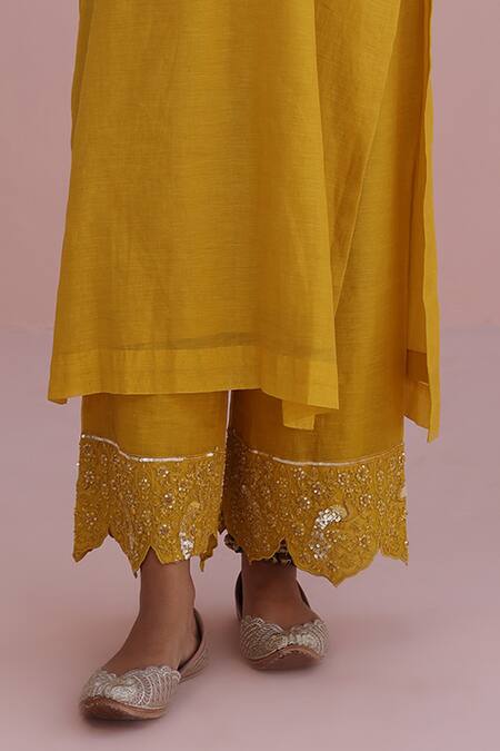 Charu Makkar Mustard Chanderi, Tissue, Organza Embroidery Round Designer Yellow Kurta Set Online at Aza Fashions Charu Makkar_Mustard Chanderi, Tissue, Organza Embroidery Round Designer Yellow Kurta Set _Online_at_Aza_Fashions
