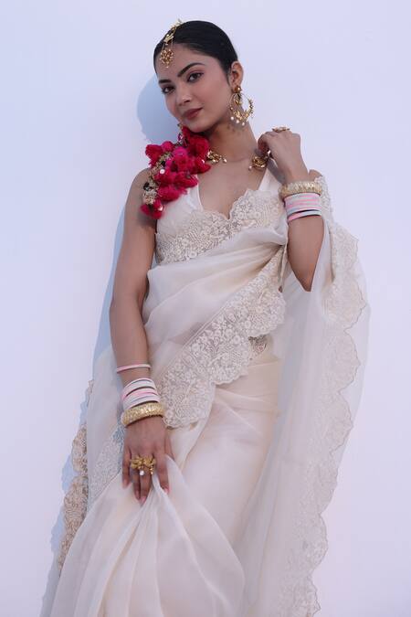 Charu Makkar_White Silk Organza Lace Round Neck Classic Saree And Blouse Set _Online_at_Aza_Fashions