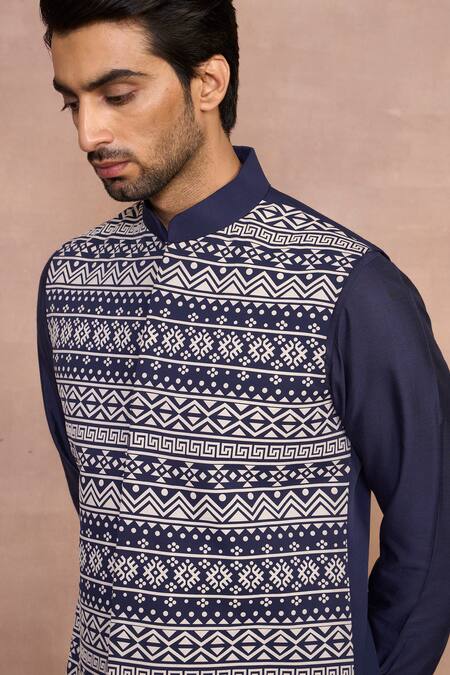 Gargee Designers Blue Polyester, Viscose, Cotton Embroidery Raunaq Navy Bundi Set at Aza Fashions Gargee Designers_Blue Polyester, Viscose, Cotton Embroidery Raunaq Navy Bundi Set _at_Aza_Fashions