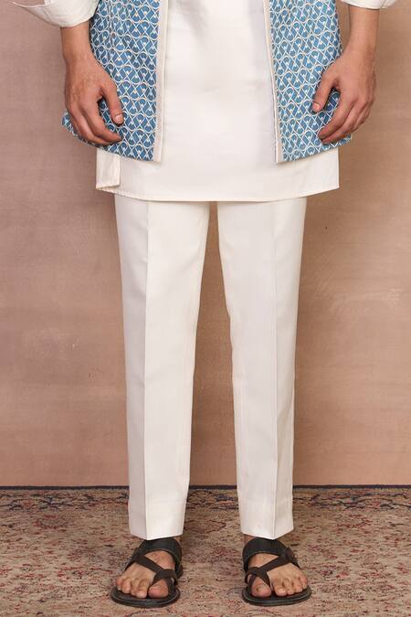 Gargee Designers Blue , Silk, Satin Aqua Bundi Set Online at Aza Fashions Gargee Designers_Blue , Silk, Satin Aqua Bundi Set _Online_at_Aza_Fashions