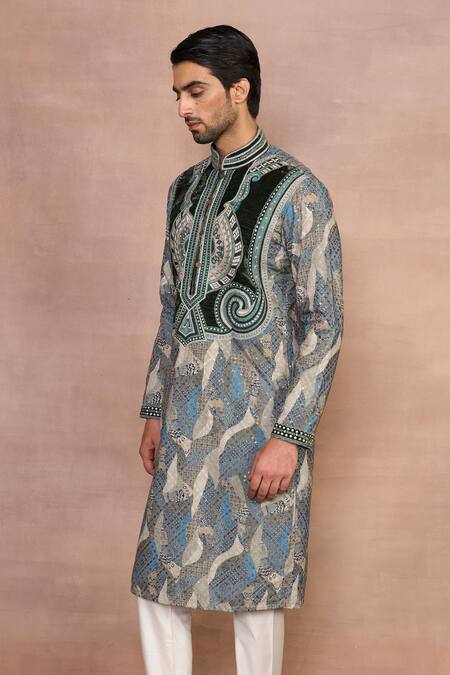 Gargee Designers_Green Polyester, Velvet, Cotton Embroidery Ibadat Kurta Set _Online_at_Aza_Fashions
