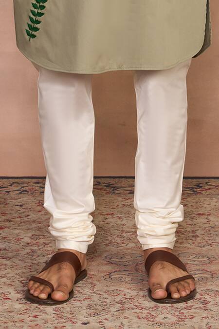 Shop Gargee Designers Green Cotton Satin Embroidery Kurta Set Online at Aza Fashions Shop_Gargee Designers_Green Cotton Satin Embroidery Kurta Set _Online_at_Aza_Fashions