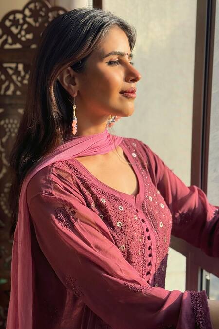 Label Aishwaryrika_Mauve Georgette Embroidery Round Neck Chikankari Kurta Set With Palazzo _at_Aza_Fashions