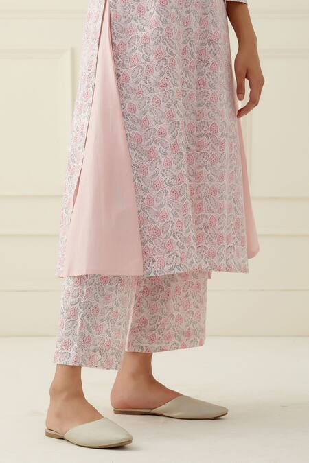 Musal_White Cotton, Kota Doria Round Neck Floral Printed Kurta Set_Online_at_Aza_Fashions