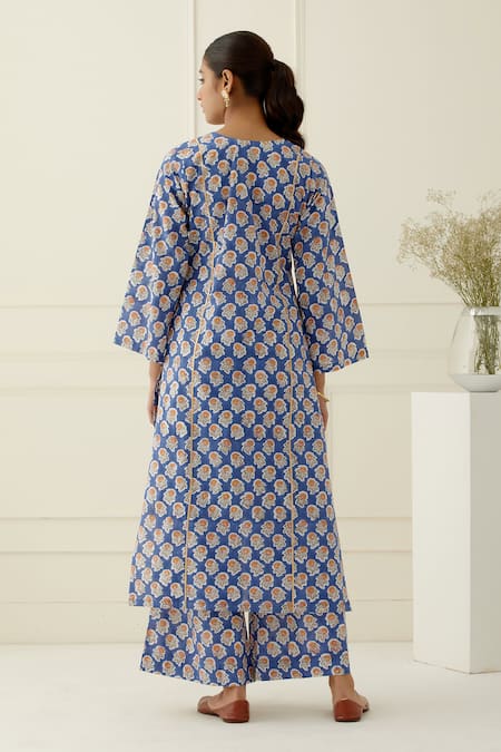 Musal Floral Print Straight Kurta Set 