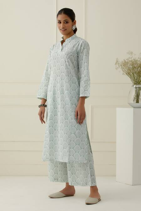 Musal_Green Cotton, Kota Doria Mandarin Collar Printed Sea Kurta Set_Online_at_Aza_Fashions