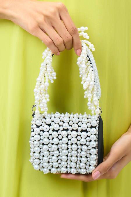 Shop_Nazaakat By Samara Singh_Black Pearls Velvet Embellished Clutch 