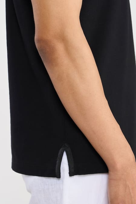 Perona Black Cotton, Linen Designer Polo T-shirt With Contrast Collar at Aza Fashions Perona_Black Cotton, Linen Designer Polo T-shirt With Contrast Collar _at_Aza_Fashions