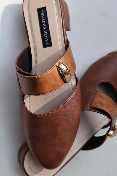 Buy_Shradha Hedau Footwear Couture_Brown Textured Designer Flats _Online_at_Aza_Fashions