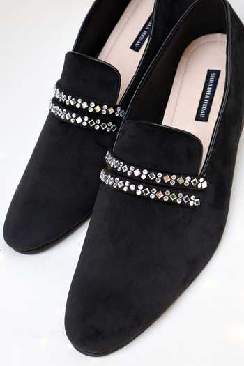 Buy Shradha Hedau Footwear Couture Black Embellished Velvet Suede Flats Online at Aza Fashions Buy_Shradha Hedau Footwear Couture_Black Embellished Velvet Suede Flats _Online_at_Aza_Fashions